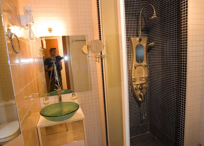 Olympic Star Hotell 2*